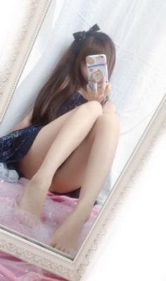 丝袜女教师兰若_HD电影在线看